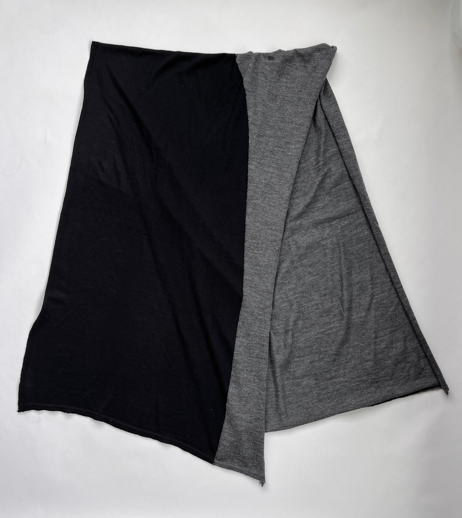 Contra Extrafine Italian Merino Intarsia Scarf, Black/Charcoal