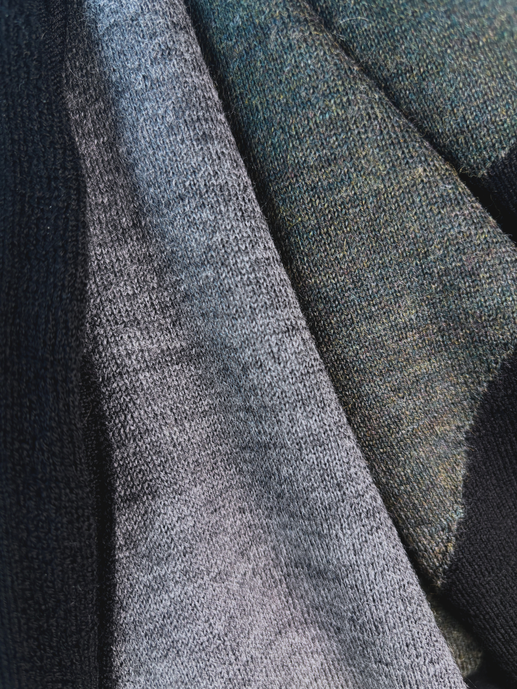 Close Up color of square scarf