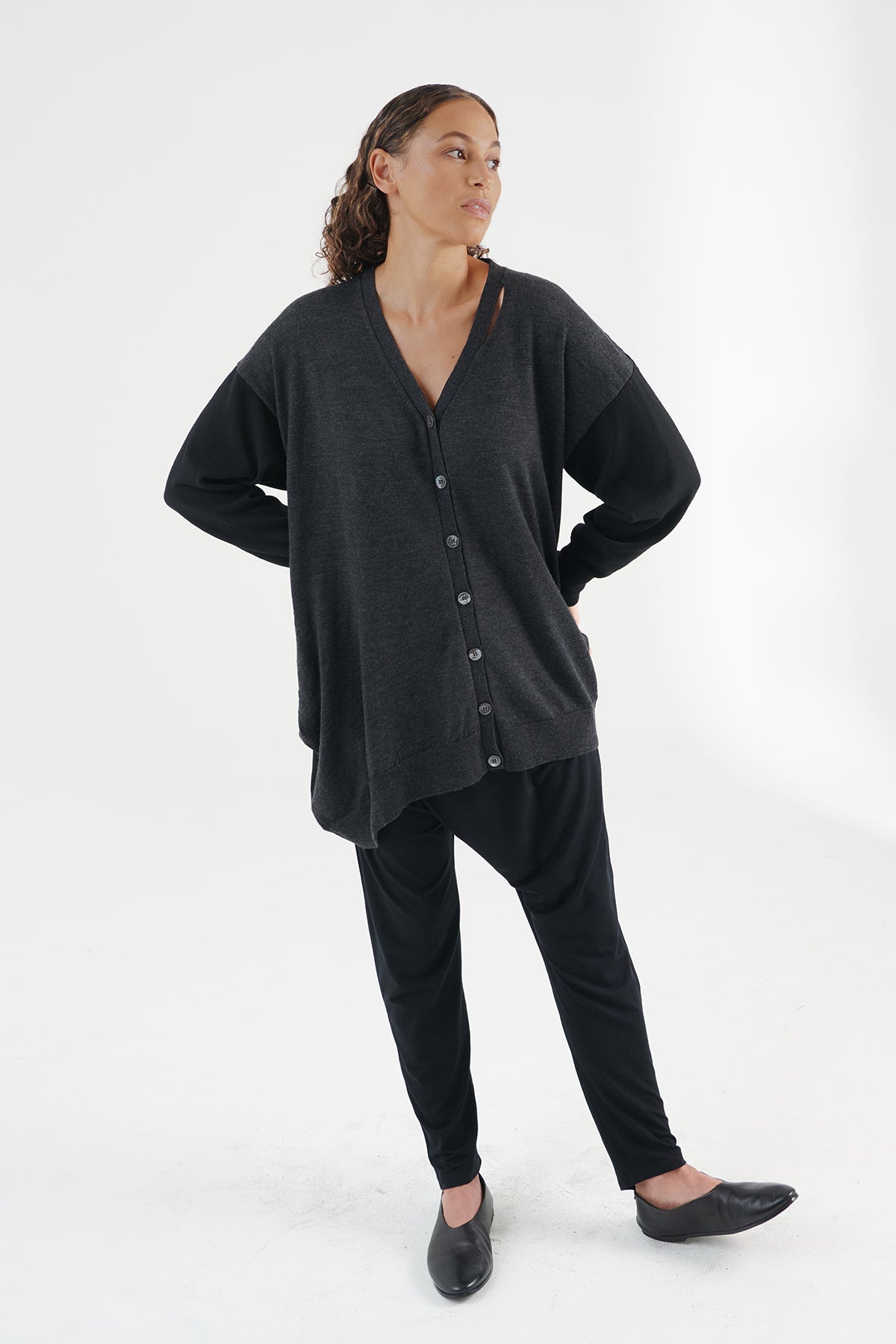 Curva Merino Cardigan, Charcoal/Black