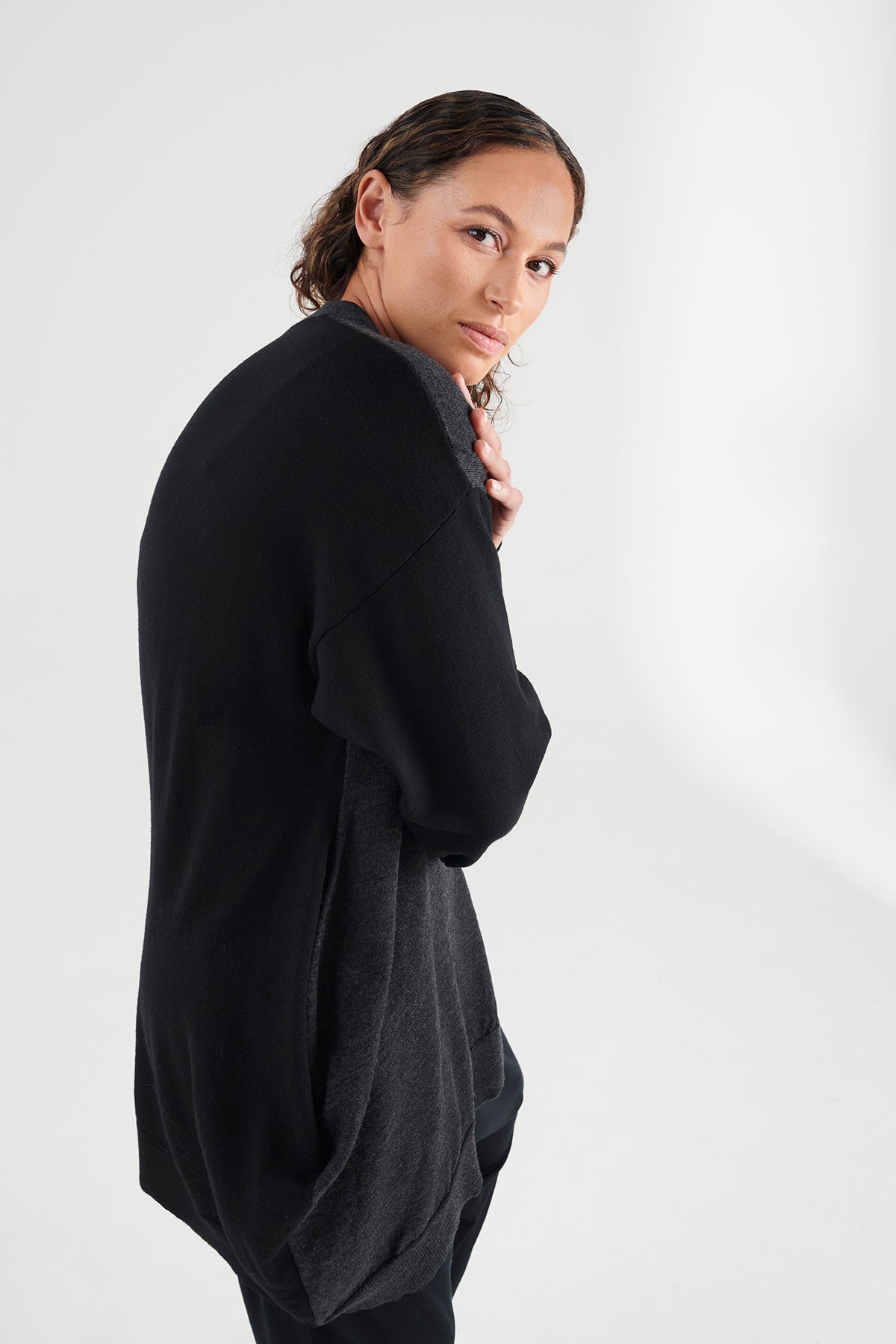 Curva Merino Cardigan, Charcoal/Black